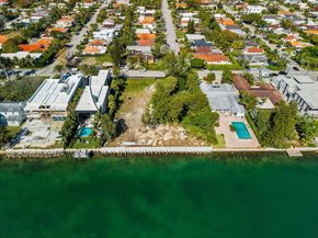 700 88th St, Surfside FL 33154