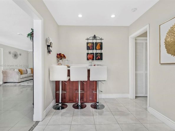 6951 Liberty St, Hollywood FL 33024