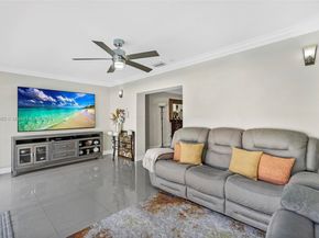 6951 Liberty St, Hollywood FL 33024