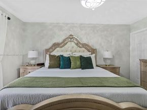 6951 Liberty St, Hollywood FL 33024