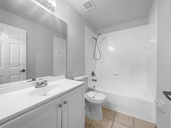 14054 SW 260th St 104, Homestead FL 33032