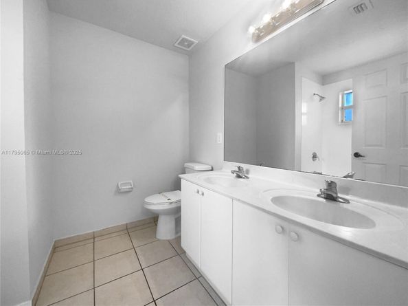 14054 SW 260th St 104, Homestead FL 33032