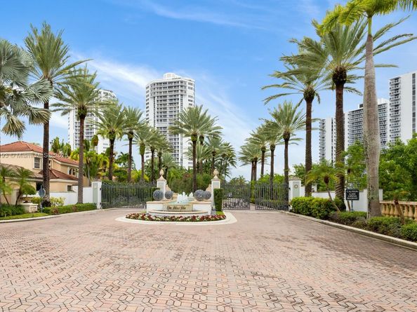 3801 NE 207th St 2002, Aventura FL 33180