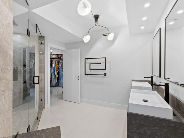 3801 NE 207th St 2002, Aventura FL 33180