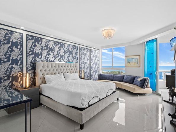 3801 NE 207th St 2002, Aventura FL 33180