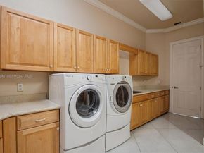 3079 Old Still Ln, Weston FL 33331