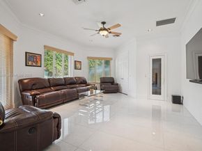 3079 Old Still Ln, Weston FL 33331