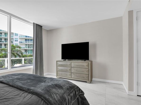 220 SE Mizner Blvd 414, Boca Raton FL 33432