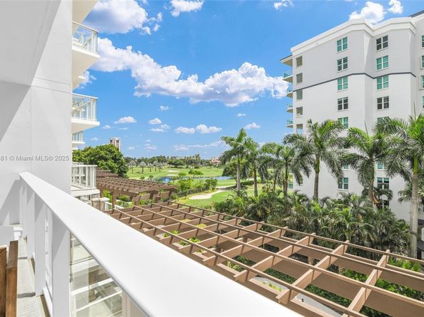 220 SE Mizner Blvd 414, Boca Raton FL 33432
