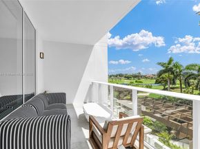 220 SE Mizner Blvd 414, Boca Raton FL 33432