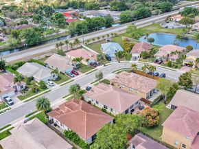 1531 SW 194th Ter, Pembroke Pines FL 33029