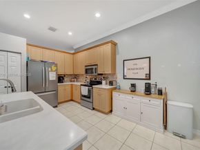 1531 SW 194th Ter, Pembroke Pines FL 33029