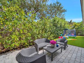 1531 SW 194th Ter, Pembroke Pines FL 33029