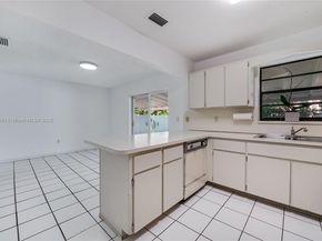 6514 SW 136th Ct, Miami FL 33183