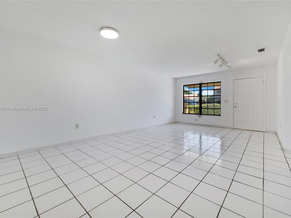 6514 SW 136th Ct, Miami FL 33183
