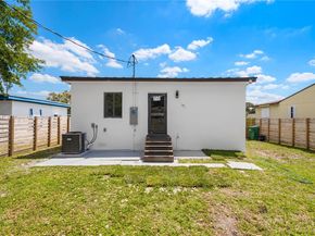 1843 NW 51st Ter, Miami FL 33142