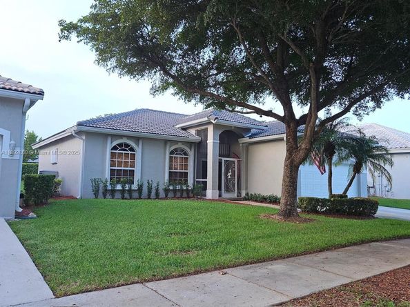 2635 SE 4th Pl, Homestead FL 33033