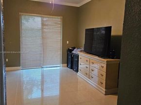 2635 SE 4th Pl, Homestead FL 33033