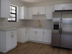 535 Harem Ave, Opa-Locka FL 33054