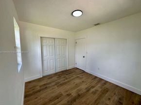 535 Harem Ave, Opa-Locka FL 33054