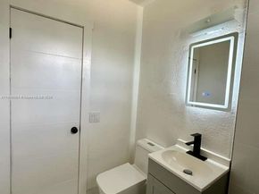 535 Harem Ave, Opa-Locka FL 33054