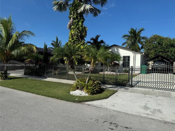 26553 SW 125th Ct, Homestead FL 33032