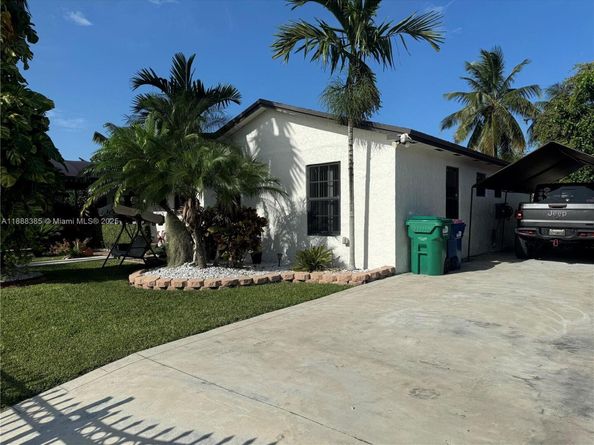 26553 SW 125th Ct, Homestead FL 33032