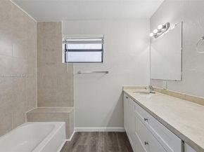2649 Pine Tree Dr, Miramar FL 33023