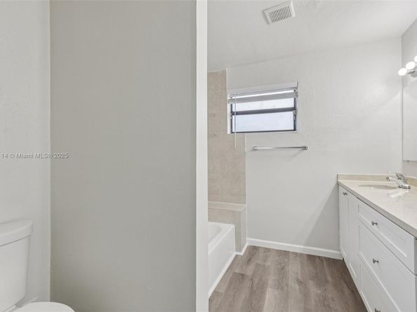 2649 Pine Tree Dr, Miramar FL 33023