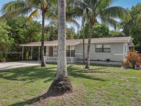 2649 Pine Tree Dr, Miramar FL 33023