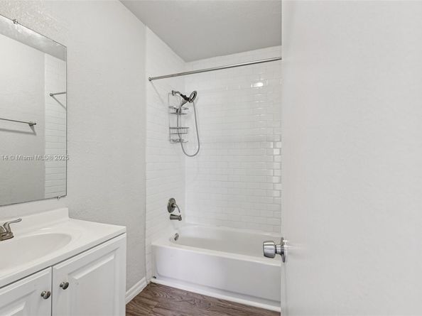 2649 Pine Tree Dr, Miramar FL 33023