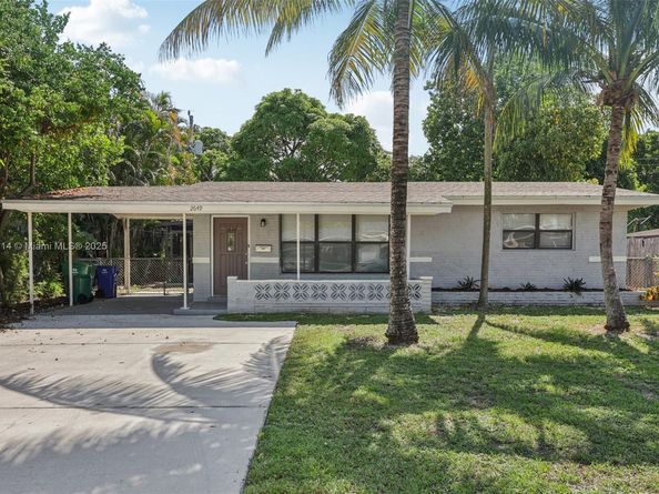 2649 Pine Tree Dr, Miramar FL 33023