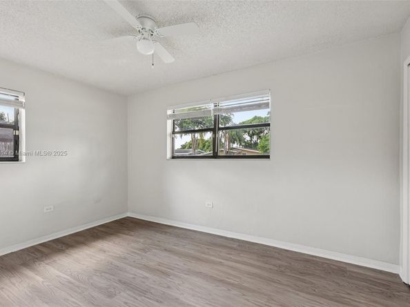 2649 Pine Tree Dr, Miramar FL 33023
