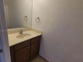 3213 SE 5th Ct, Homestead FL 33033
