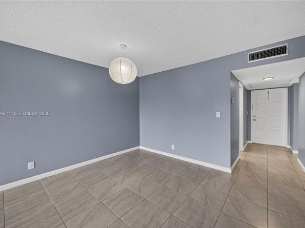 3001 S Course Dr 105, Pompano Beach FL 33069