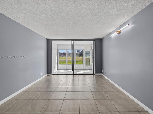 3001 S Course Dr 105, Pompano Beach FL 33069