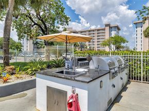 3001 S Course Dr 105, Pompano Beach FL 33069