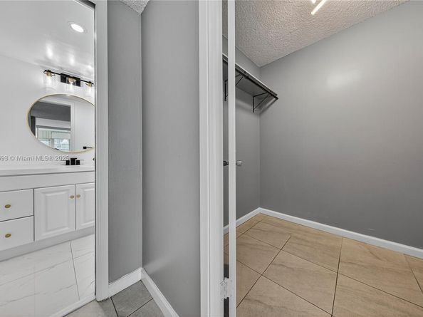 3001 S Course Dr 105, Pompano Beach FL 33069