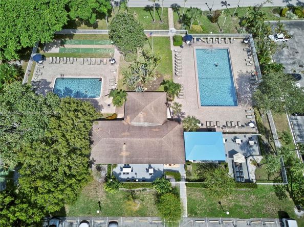 3001 S Course Dr 105, Pompano Beach FL 33069