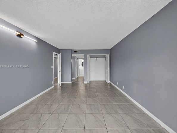 3001 S Course Dr 105, Pompano Beach FL 33069