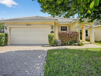 8800 Lake Park Cir N