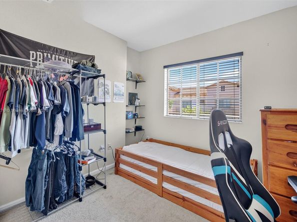 4759 Cypress St, Coconut Creek FL 33073