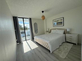 20515 E Country Club Dr 245, Aventura FL 33180