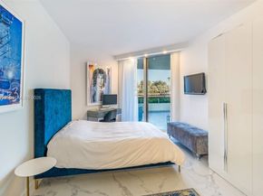 20191 E Country Club Dr TH7, Aventura FL 33180