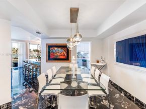 20191 E Country Club Dr TH7, Aventura FL 33180