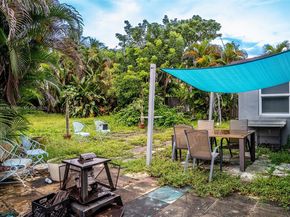 2842 Jackson St, Hollywood FL 33020