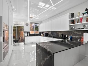 3710 NE 208th Ter, Aventura FL 33180