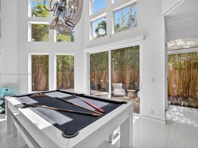 3710 NE 208th Ter, Aventura FL 33180