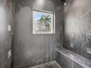 3710 NE 208th Ter, Aventura FL 33180