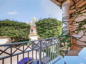 3710 NE 208th Ter, Aventura FL 33180
